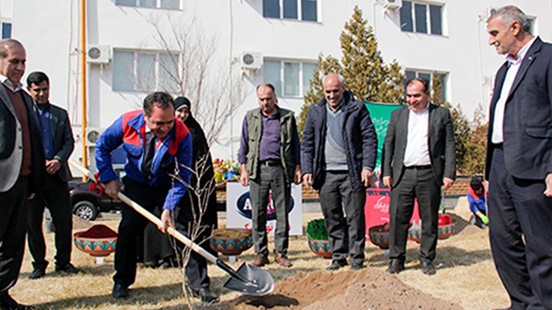 گزارشی از روز درختکاری در ارس خودرو دیزل