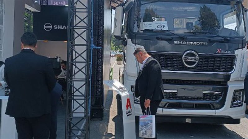 استقبال بازدیدکنندگان از محصولات آرین دیزل