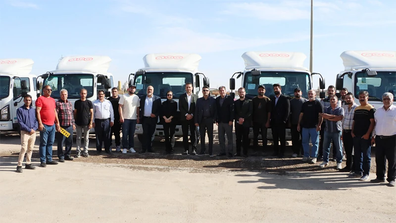 تحویل کامیونت‌های آترا ۶ و ۸ آرتابان دیزل به مشتریان