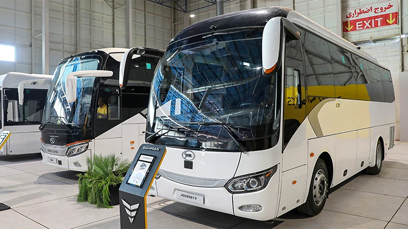 حضور گروه بهمن با اتوبوسهای شهری و بین شهری در نمایشگاه حملونقل تهران