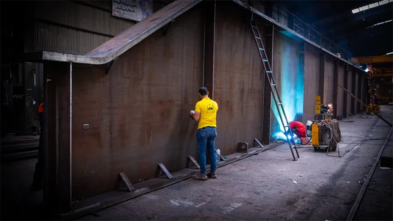 گام مهم شکوفا صنعت پویا در پروژه ساخت تیرکرین‌های سالن ذوب فولاد مبارکه