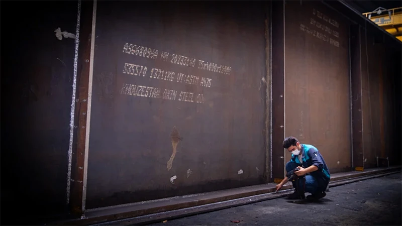 گام مهم شکوفا صنعت پویا در پروژه ساخت تیرکرین‌های سالن ذوب فولاد مبارکه