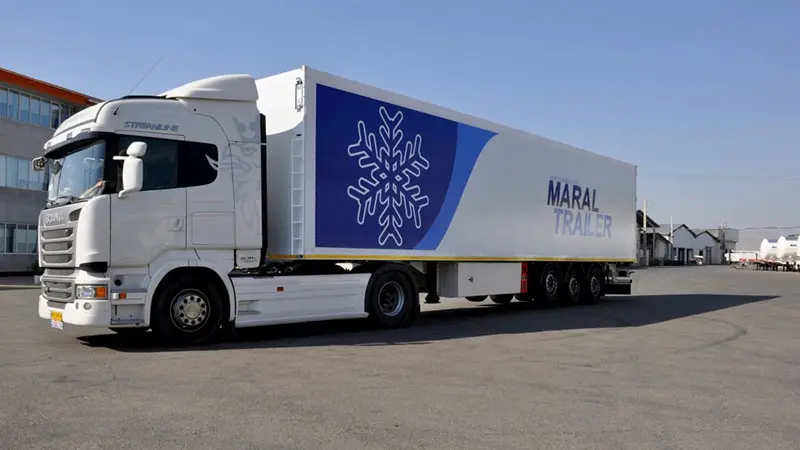 نمای تریلر یخچالی سه محور