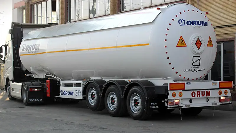 نمای بیرونی تریلر تانکر حمل گاز مایع - LPG