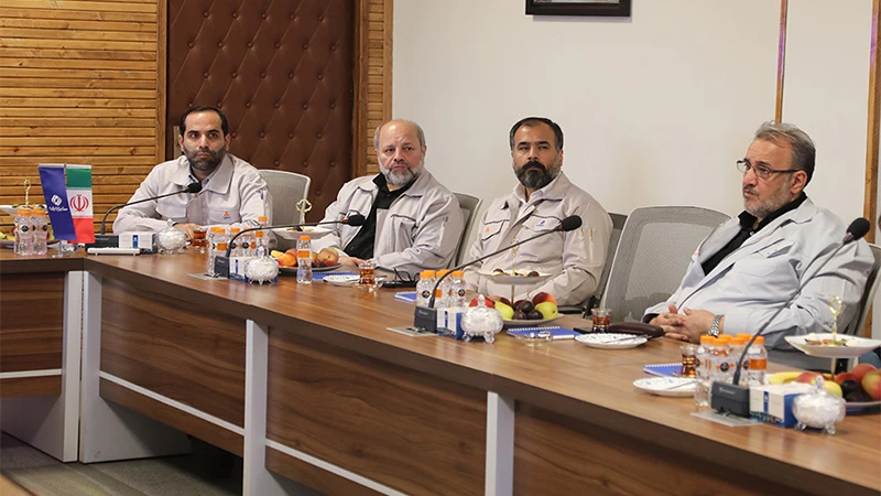 بازدید مدیرعامل بانک ملت از سایپا‌دیزل برای توسعه خودروهای تجاری