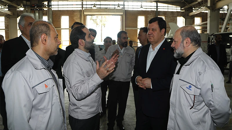 بازدید مدیرعامل بانک ملت از سایپا‌دیزل برای توسعه خودروهای تجاری