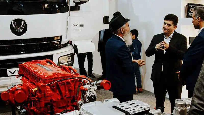 گزارش تصویری از حضور ویرا دیزل در نمایشگاه اصفهان