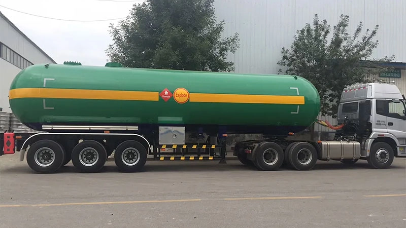 کاربرد تریلر تانکر حمل گاز مایع (LPG) کاربرد تریلر تانکر حمل گاز مایع (LPG)