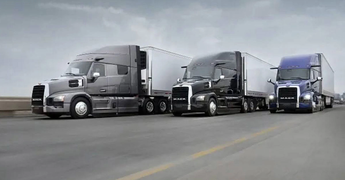 طراحی ظاهری کلاسیک ماک پایونیر