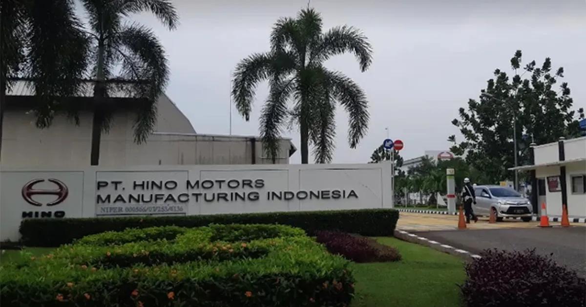 حضور در اندونزی، آمریکا و راه‌اندازی خط تولید اتوبوس J-Bus 1