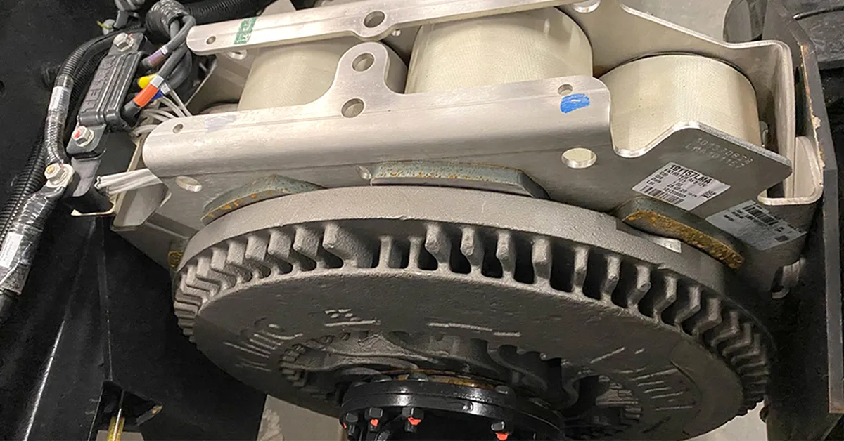 قوی‌ترین ترمز موتور ریتاردر در کلاس کامیونت (5)