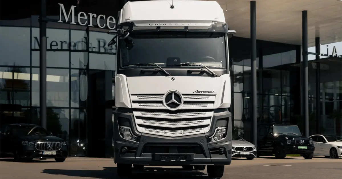 مرسدس بنز آکتروس