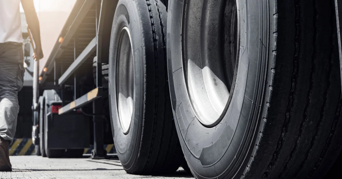 اقلام اصلی بازرسی در معاینه فنی تریلر و نیمه ‌تریلر