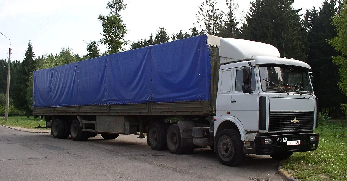 تنوع و گسترش خطوط تولید در دهه‌های ۶۰ تا ۸۰ 3