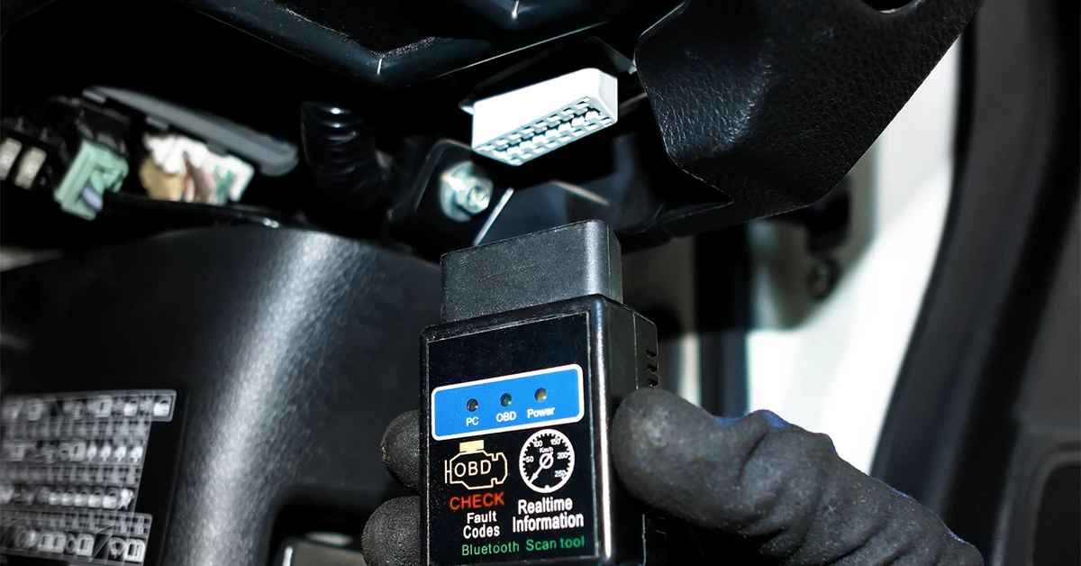 قبل از اتصال دستگاه OBD چه مواردی را بررسی کنیم؟