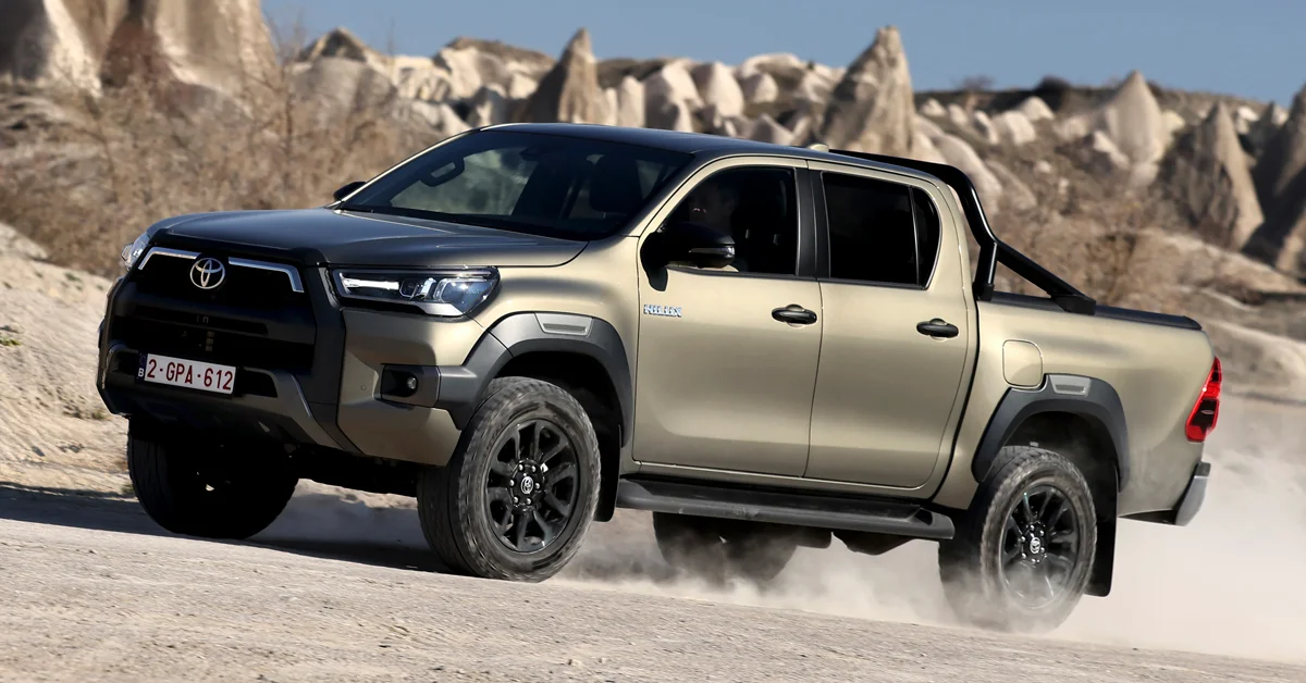 تداوم قهرمانی تویوتا در میدان ایمنی؛ بررسی امتیاز ۵ ستاره پیکاپ هایلوکس در تست‌های ANCAP 