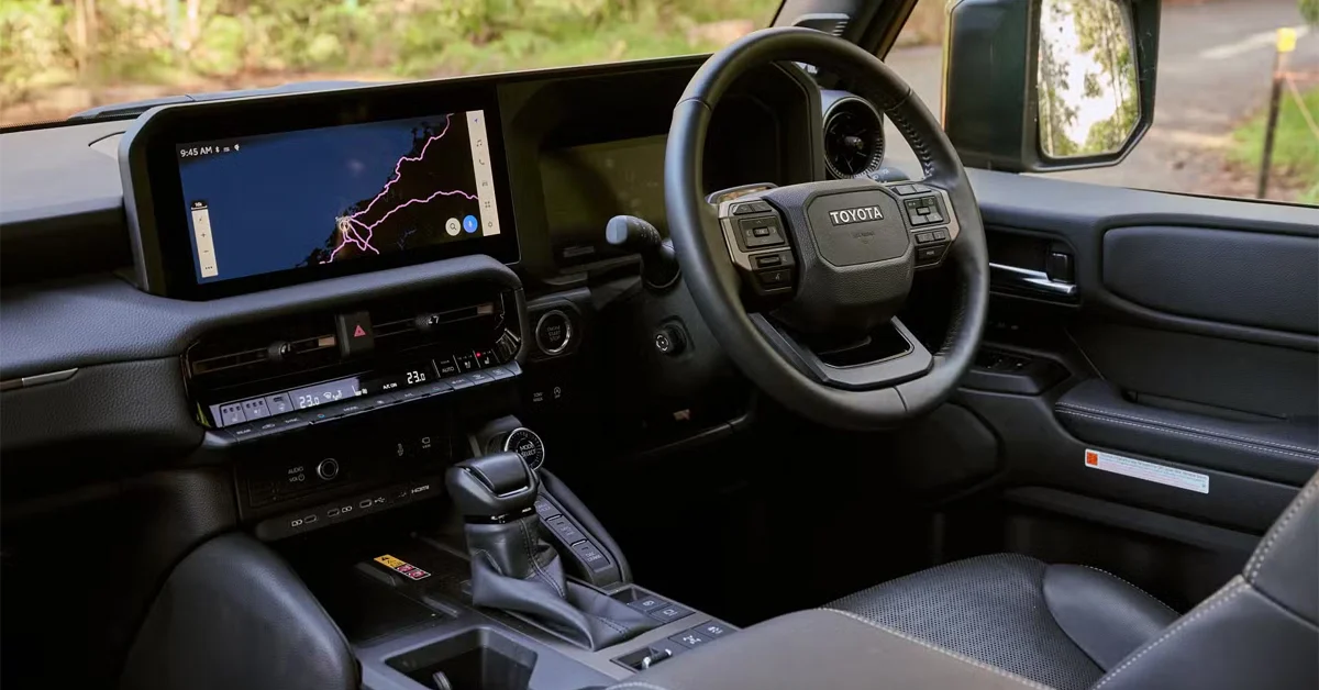 تداوم قهرمانی تویوتا در میدان ایمنی؛ بررسی امتیاز ۵ ستاره پیکاپ هایلوکس در تست‌های ANCAP 