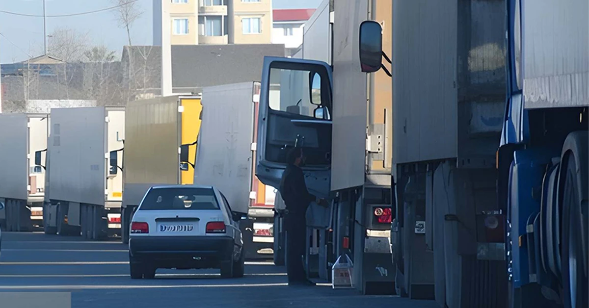 ترافیک کامیون‌های صادراتی در مرز آستارا برطرف شد؟ عبور ۳۲۴ کامیون در ۲۴ ساعت 