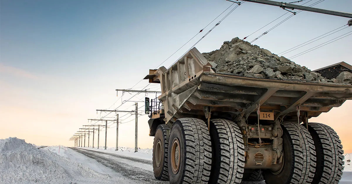 سیستم ترولی بالاسری چیست و چگونه کار می‌کند؟