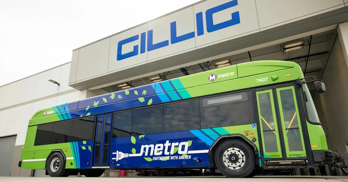 پیشگامی در فناوری سبز_ از هیبرید تا الکتریک 