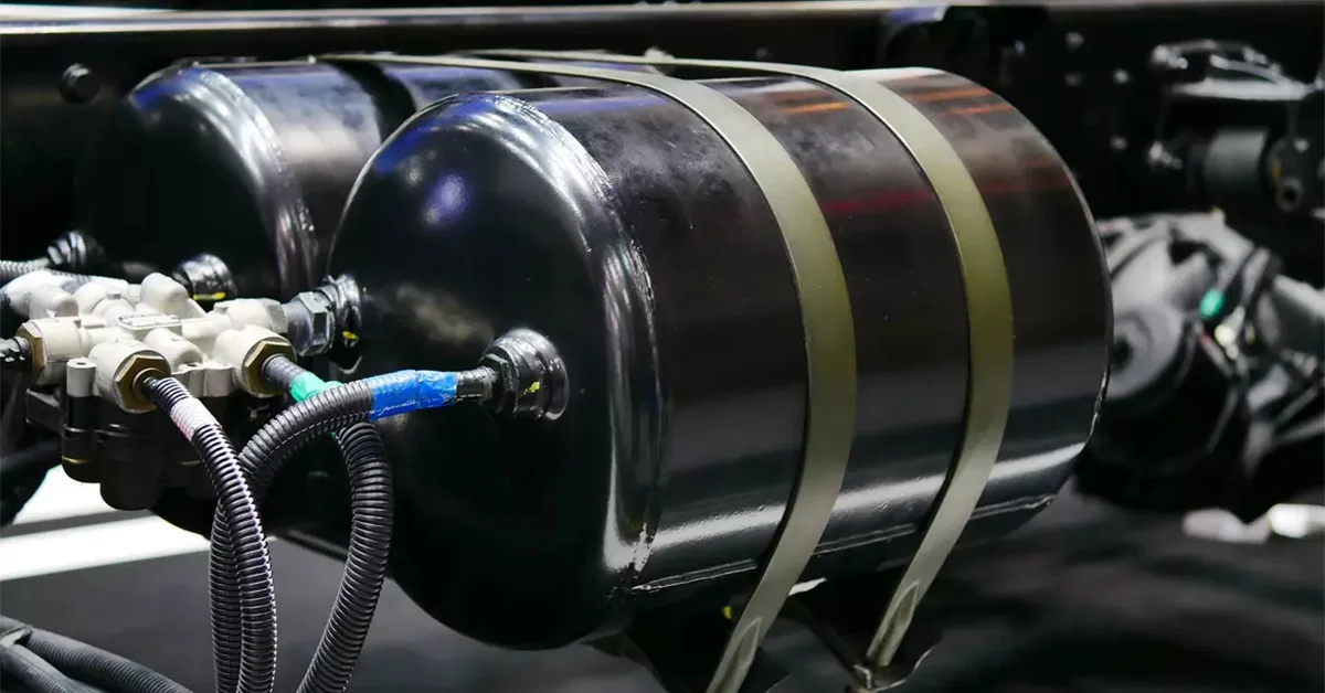 پیشگیری بهتر از درمان؛ اصول نگهداری از سیستم باد ماشین‌های سنگین