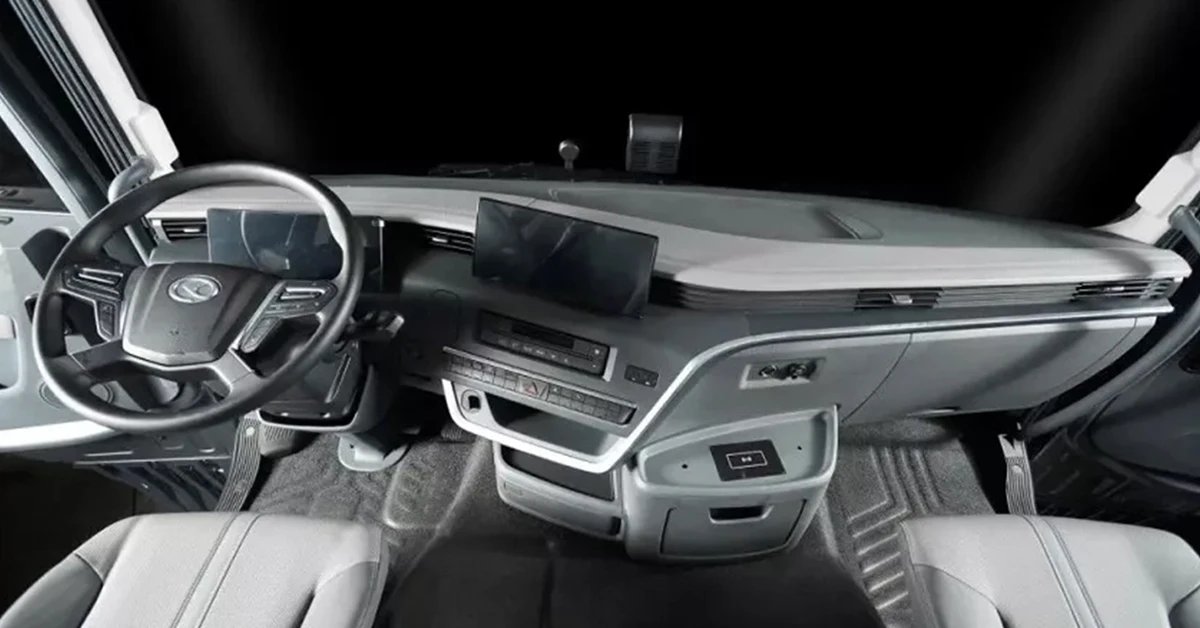 کشنده کلار S11 با موتور ۵۶۰ اسب بخار به ایران می‌آید 