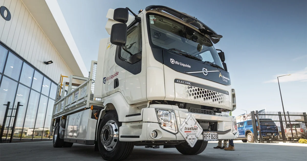 گروه الکساندر اولین کامیون برقی ولوو را به ناوگان خود اضافه کرد 