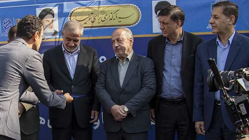 آیین واگذاری ۱۰۰۰ دستگاه کامیونت زامیاد EX کمپرسی به سازمان‌ شهرداری‌ها