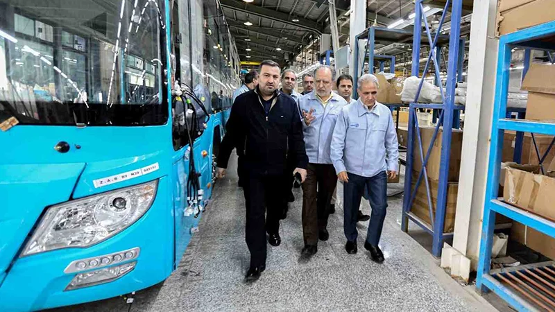 بازدید مدیران ارشد بانک صنعت و معدن از خطوط تولید زامیاد